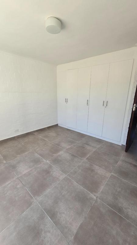 To Let 2 Bedroom Property for Rent in Thornton Western Cape